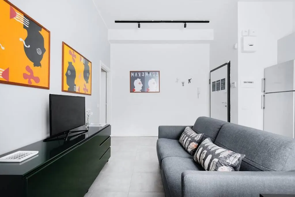 Easylife - Charming Apartment In Pta Romana Milan
