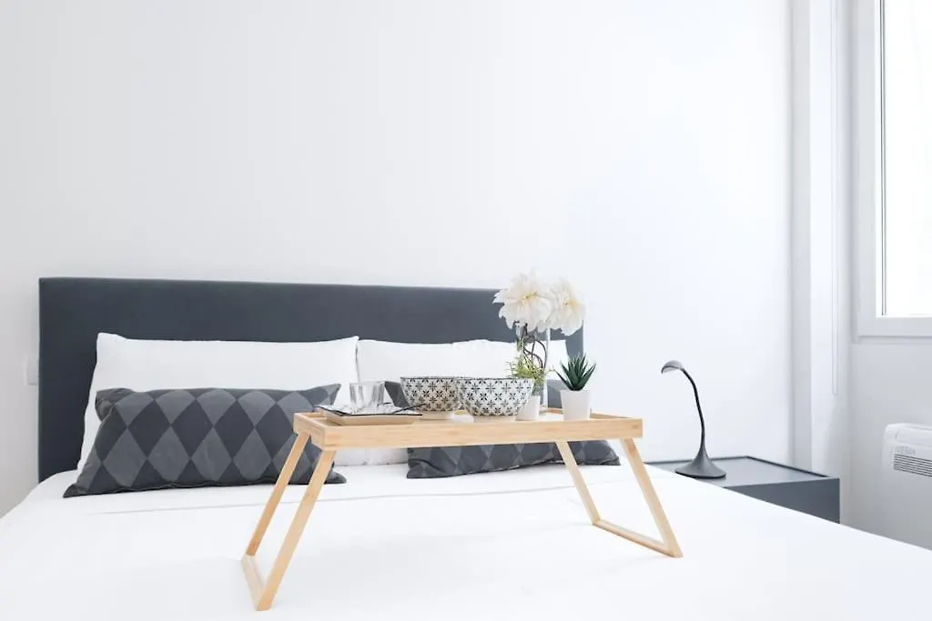 Easylife - Charming Apartment In Pta Romana Milan