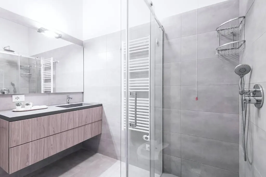 Easylife - Charming Apartment In Pta Romana Milan