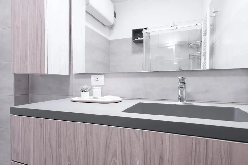 Easylife - Charming Apartment In Pta Romana Milan